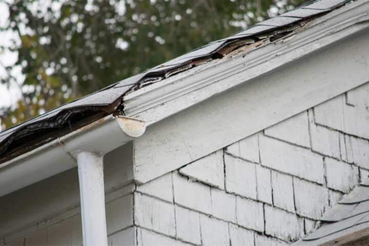 Roof Repair in Columbia MO Missouri | Columbia Roofing Company